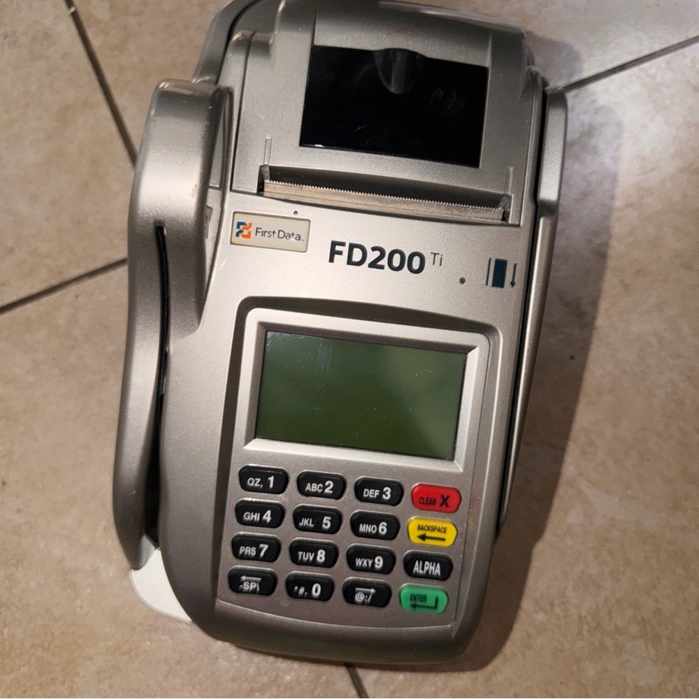First Data FD200ti no power adapter) POS Untested credit card terminal untested